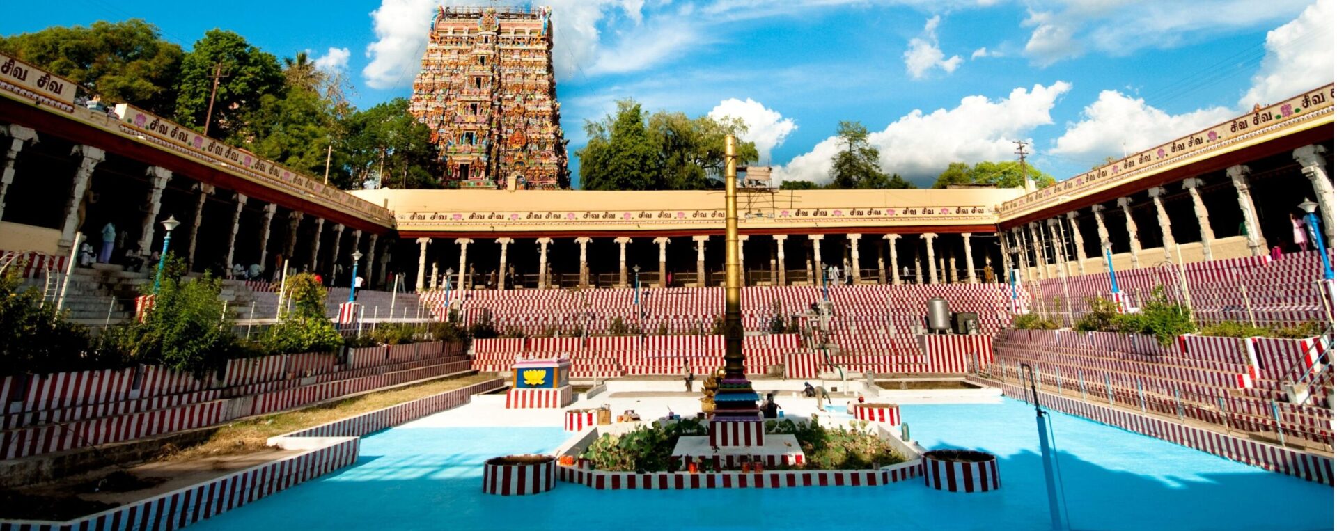 Golden Lotus Tank-Meenakshi amman temple
